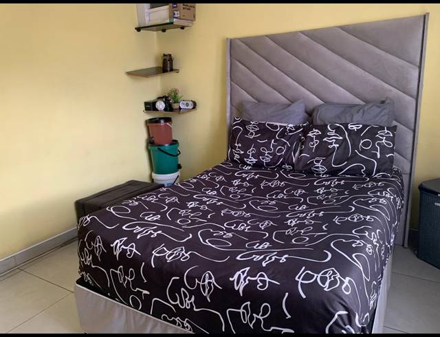 2 BEDROOM HOUSE FOR SALE IN VANDERBIJLPARK CE 3